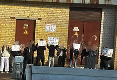 Salininkų gimnazijos mokiniai surengė protesto akciją