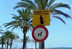 Į paplūdimy negalima ne&scaron;tis stiklinės taros