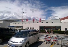 Ekspeicijos pradžia Tibeto sostinėje Lasoje