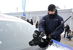 &bdquo;Halls Winter Rally 2013&ldquo; serviso zona