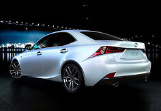 „Lexus IS“