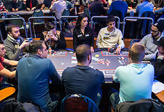 Matas Cimbolas WPT finalinio stalo burbulo fazės metu