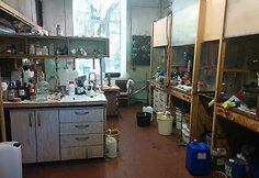 Seimo nario Manto Adomėno tėvas chemikas Povilas Adomėnas kaltinamas žmonių nuodijimu