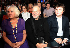 Vidas Petkevičius (centre)