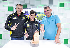 15min studijoje &ndash; pasaulio kartingų čempionato prizininkas Kajus &Scaron;ik&scaron;nelis ir treneris Simas Juodvir&scaron;is