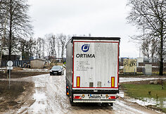 Sunkvežimiai Lubinų gatvėje