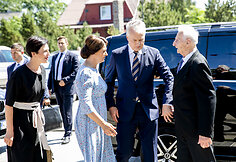 Gitanas Nausėda, Diana Nausėdienė, Antanas Nausėda