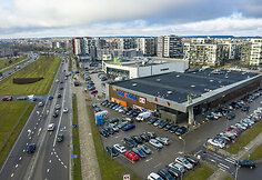 Naujųjų i&scaron;vakarėse žmonės gausiai lankėsi prekybos centruose
