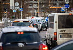 Eilės prie COVID-19 testų