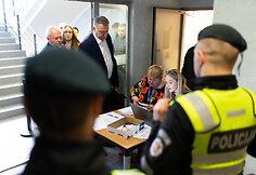 Baudžiamoji byla, kurioje 87 asmenys kaltinami dėl 2021 m. rugpjūtį prie Seimo vykusių riau&scaron;ių