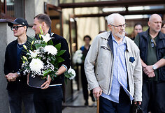 Atsisveikinimas su dailininku Valentinu Antanavičium