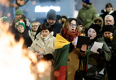 Lietuvos valstybės atkūrimo dienai paminėti simbolinių laužų ceremonija