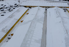Gariūnų turgavietėje įgriuvo stogas