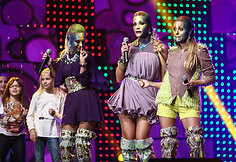 &bdquo;Pop Ladies&ldquo;