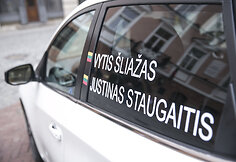 Vytis &Scaron;liažas ir Justinas Staugaitis pradėjo rekordinę kelionę aplink Lietuvą