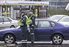 „Toyota Yaris“ ir „Subaru Legacy“ avarija