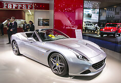 &bdquo;Ferrari&ldquo; stendas Frankfurto automobilių parodoje