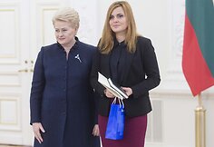 Apdovanojimų akimirka