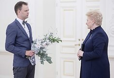 Apdovanojimų akimirka