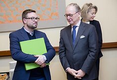 Keesas Heuvelingas ir Thomas Bangertas