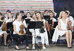 Dainų šventė „Tu mums – viena“