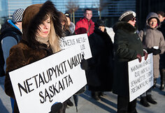 Senamiesčio mokyklos bendruomenės protesto akcija