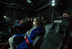 Helsinkio &bdquo;Alass&ldquo; baseinai po atviru dangumi ir  &bdquo;4D Flying Theatre&ldquo; turas po miestą