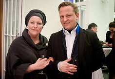 Dizainerė Jolanta Rimkutė su konkurso kūrybos direktoriumi Andrejumi Subarevu