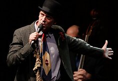 Hugh Laurie koncertas Čilėje