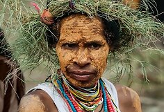 Lanu ir Dani genčių moterys (Papua provincija, Indonezija)