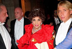 Gina Lollobrigida Vienos operos baliuje (2012 m.)