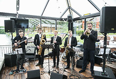 &bdquo;Cruise party&ldquo; vakaras