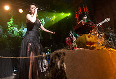&bdquo;The Ball and Chain&ldquo; ir &bdquo;Bad Ass Retro Orchestra&ldquo; pasirodymas