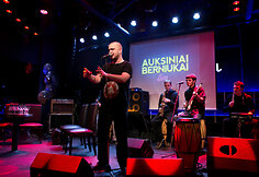 Vakaro akimirka