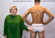  Dovilė Filmanavičiūtė-Miss Sheep 