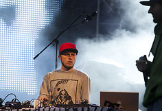 DJ Mamania