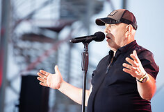 Ovidijus Vy&scaron;niauskas &bdquo;Vėjo festivalyje&ldquo; Drevernoje