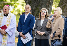 Mantas Jurgutis, Loreta Stonkienė