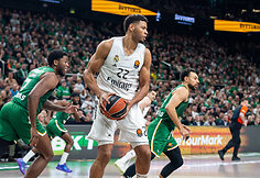 Walter Tavares