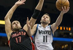 Jonas Valančiūnas ir J.J.Barea
