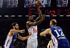 „Anadolu Efes“ – „Real“