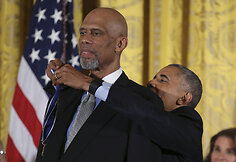 Barackas Obama ir Kareemas Abdulas-Jabaras