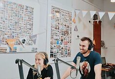 Luna ir Achilleas pasakoja apie projektą Latvijos radijo stotyje