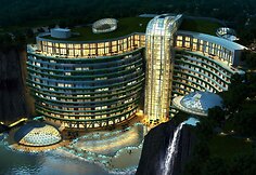 &bdquo;Intercontinental Shanghai Wonderland&ldquo;