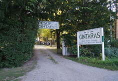 Įvažiavimas į &bdquo;Gintaro&ldquo; kurortą