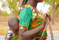 Mama su kūdikiu II. Senegalas