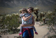 Laurai dukra − mokytoja ir įkvėpėja (Joshua Tree nacionaliniame parke)
