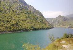 Bosnijos keliais
