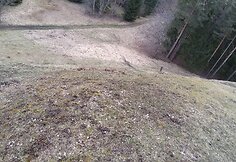 Motociklais i&scaron;važinėtas Kudinų piliakalnis ir jo apylinkės