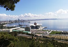 Baku panorama nuo Auk&scaron;tikalnių parko